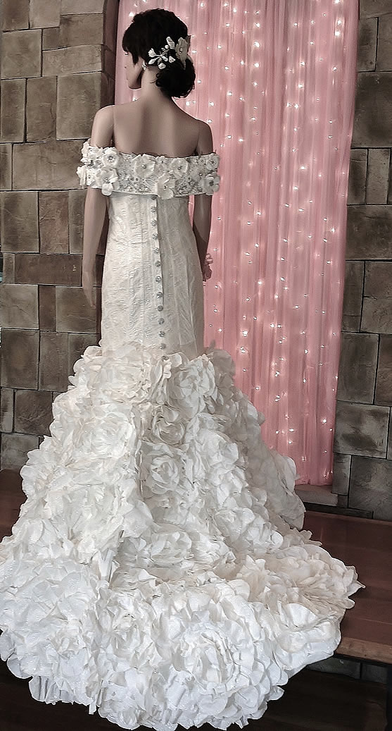 The 2019 Toilet  Paper  Wedding  Dress  Contest