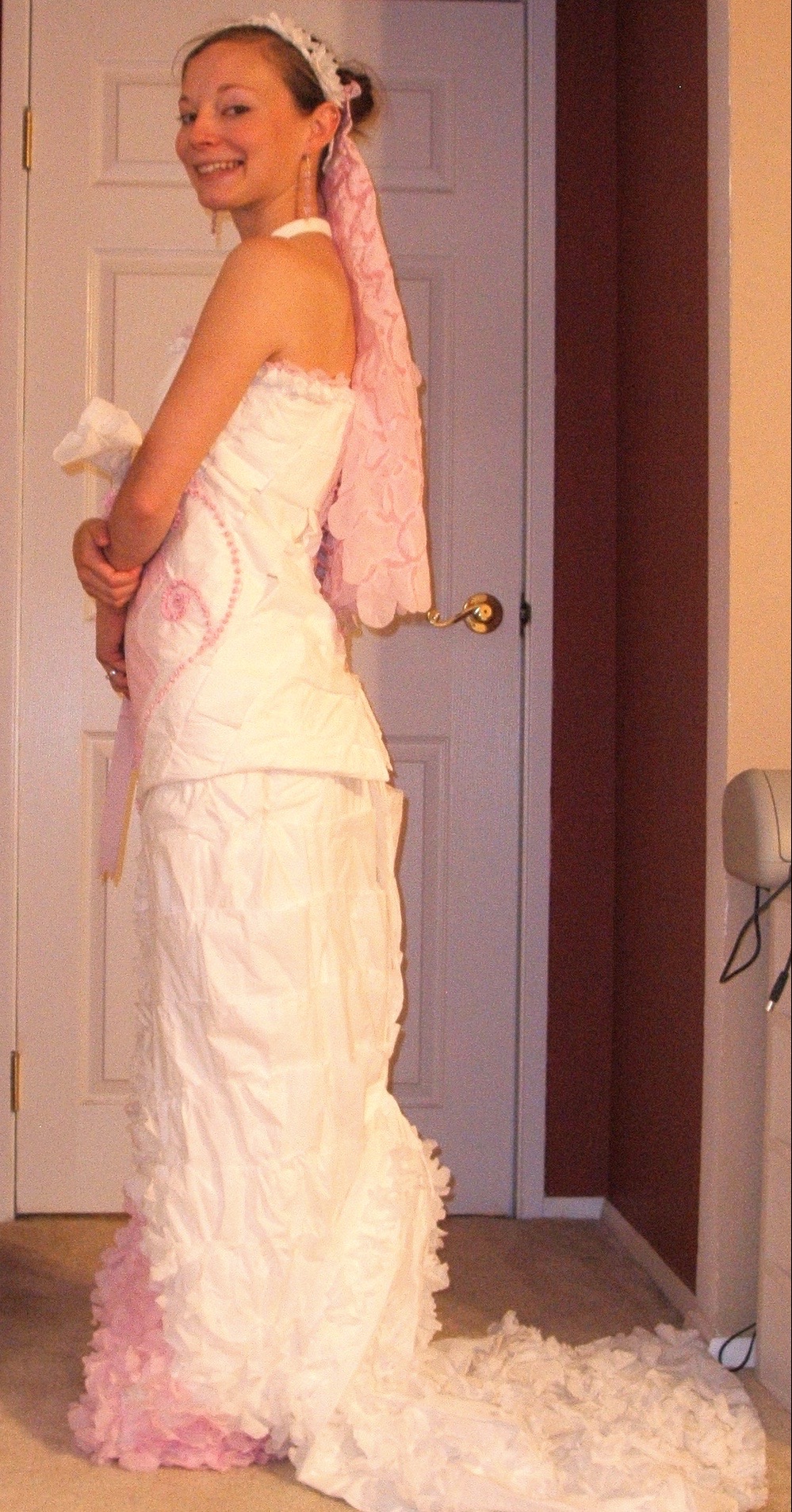 The 2007 Toilet  Paper  Wedding  Dress  Contest